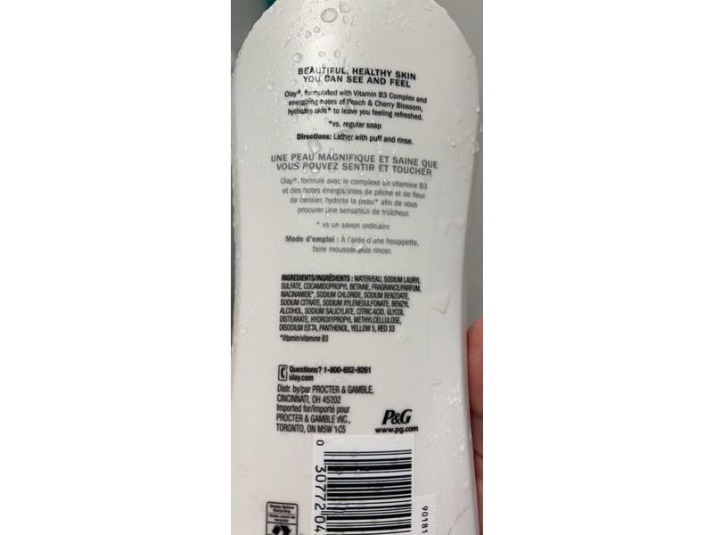 Olay Fresh Outlast Body Wash, Peach & Cherry Blossom, 23.6 fl oz/700 mL