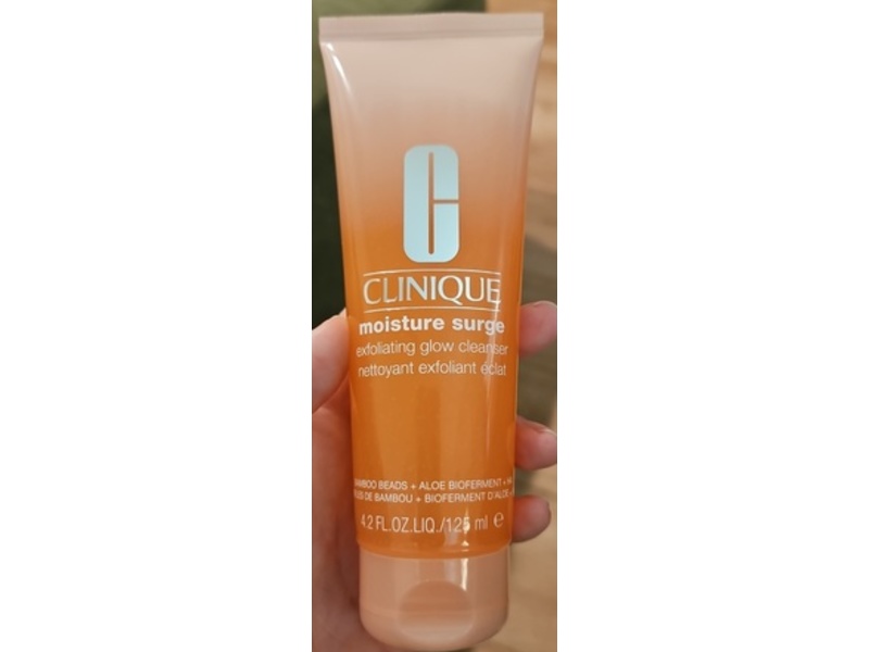 Clinique Moisture Surge Exfoliating Glow Cleanser, 4.2 fl oz/125 mL