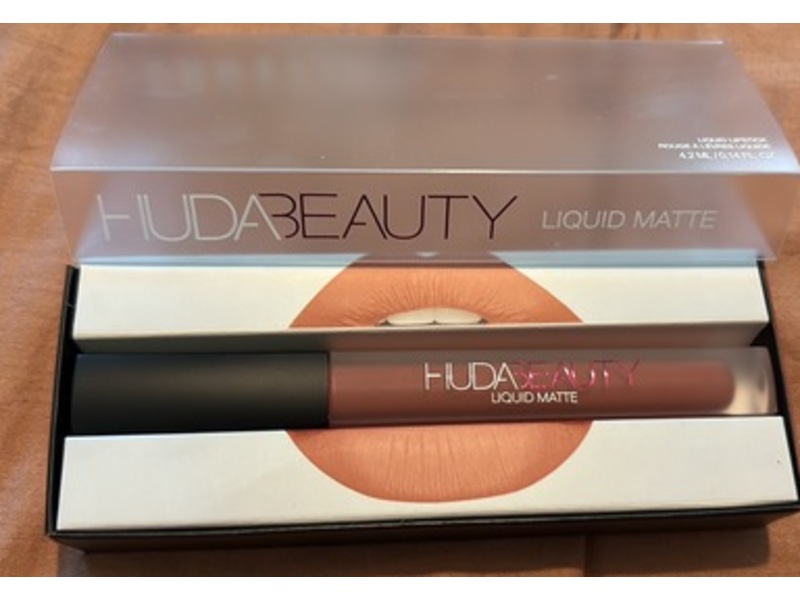 Huda Beauty Liquid Matte Lipstick, Bombshell, 0.14 fl oz/4.2 mL