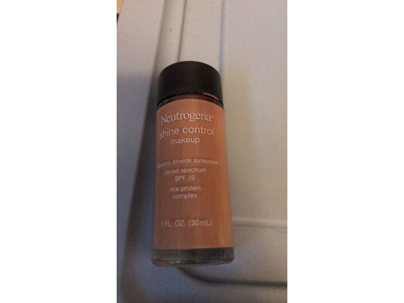 Neutrogena Healthy Skin Liquid Makeup , SPF 20, Buff 30, 1 fl oz/30 mL