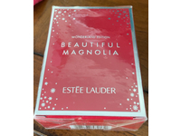 Estee Lauder Beautiful Magnolia Perfume Spray, Wonderland Edition, 30 mL - Image 3