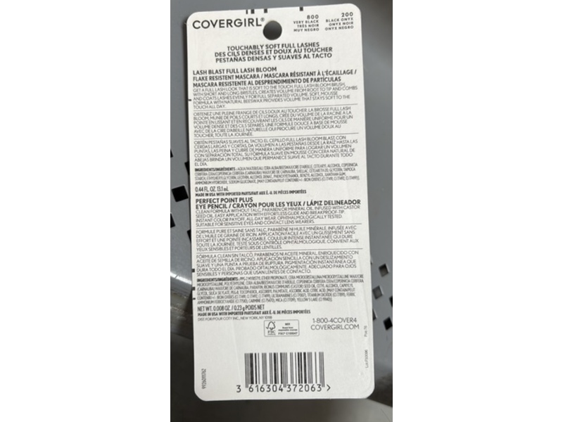 Covergirl Lash Blast Full Lash Bloom Mascara Perfect Point Plus Eye Pencil Set, 800 Very Black, 200 Black Onyx