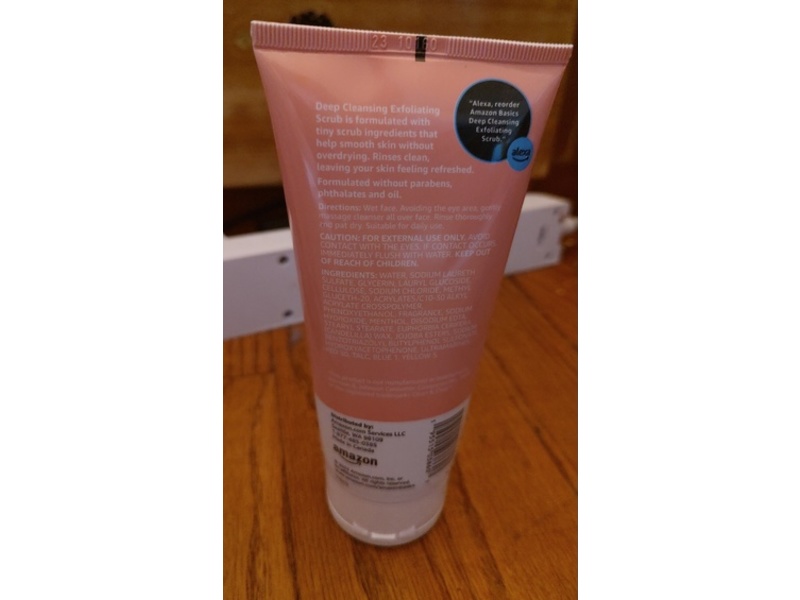 Amazon Basics Deep Cleansing Exfoliating Scrub, 5 oz/142 g