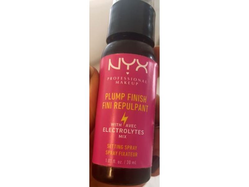 NYX Professional Makeup Plump Finish Setting Spray, Avec Electrolytes Mix, 1.01 fl oz/30 mL