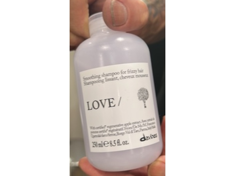Davines Love Smoothing Shampoo, 8.5 fl oz/250 mL