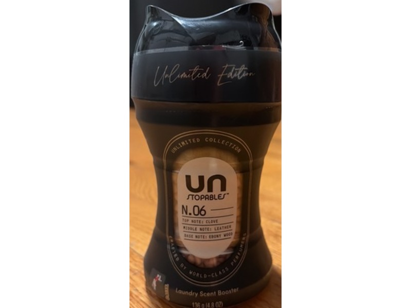 Downy UnStopables Laundry Scent Booster, N.06, 4.8 oz/136 g