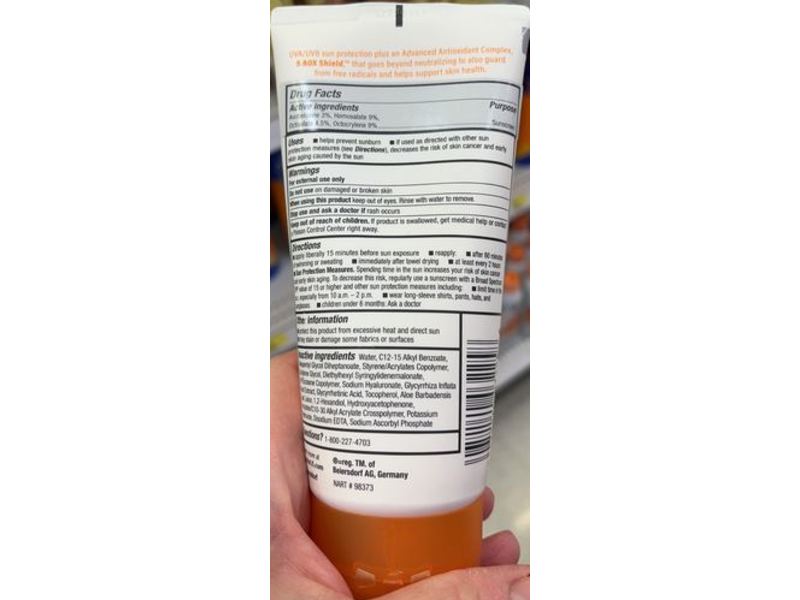 Eucerin Advanced Hydration Lightweight Sunscreen Lotion, 5 Aox Shield, SPF 50, 5 fl oz/150 mL