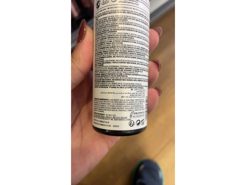 Makeup Revolution Matte Fix Oil Control Setting Spray, Lightweight & Translucent Formula, 3.38 Fl Oz