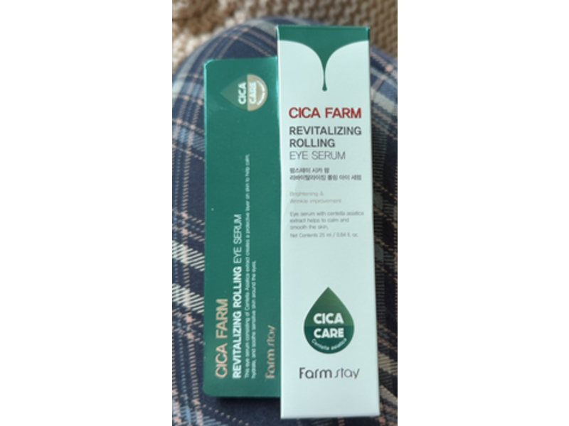 Farm Stay Cica Farm Revitalizing Rolling Eye Serum, 0.84 fl oz/25 mL
