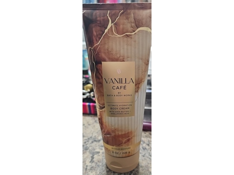 Bath & Body Works Ultimate Hydration Body Cream, Vanilla Cafe, 8 oz/226 g, Pack Of 3