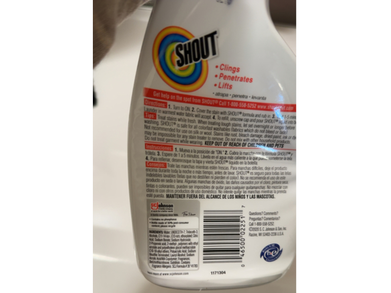 SC Johnson Shout Triple-Acting Stain Remover, 22 fl oz/650 mL
