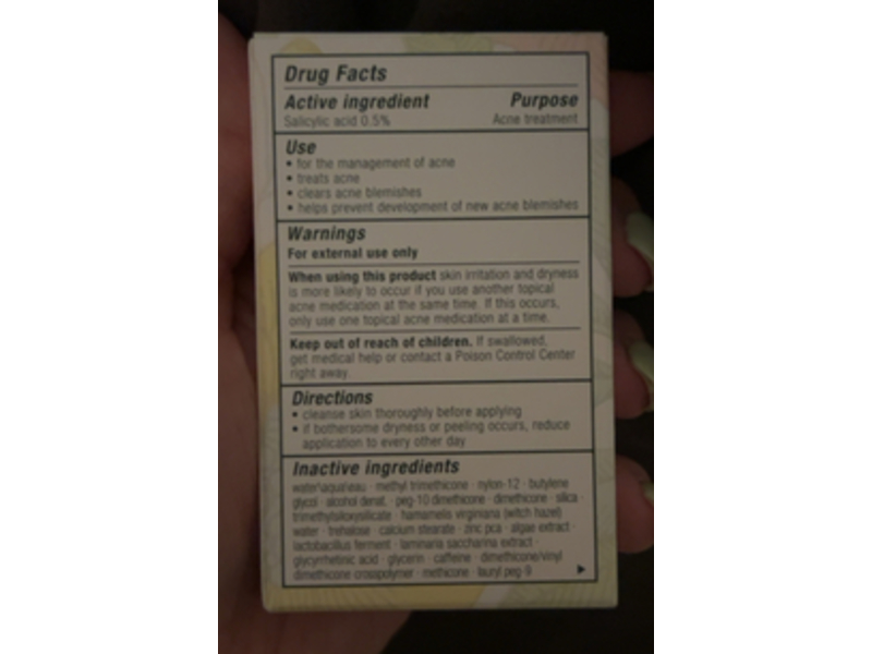 Clinique Acne Solutions Liquid Makeup, CN 10 Alabaster, 1 fl oz/30 mL