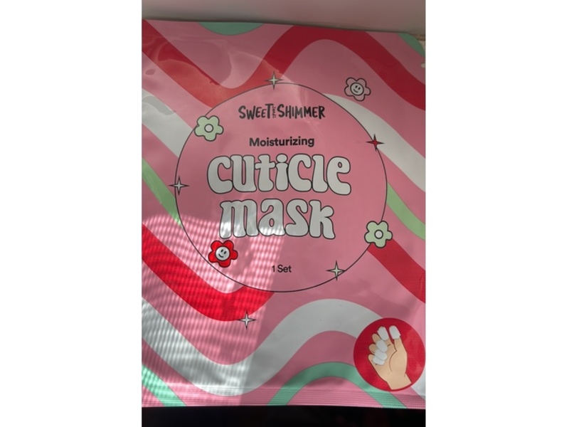 Sweet Shimmer Moisturizing Cutical Mask Set