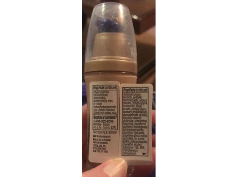 L'Oreal Paris Visible Lift Serum Absolute, SPF 17, Pro-Retinol A + Vitamin C, Soft Ivory, 1.0 fl oz/30 mL