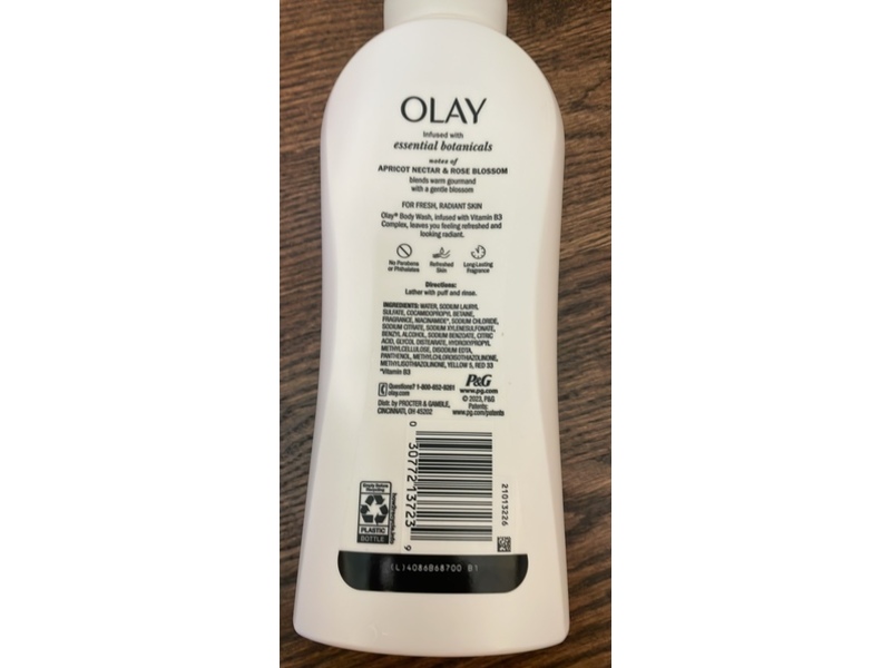 Olay Body Wash, Apricot Nectar & Rose Blossom, 23.6 fl oz/700 mL