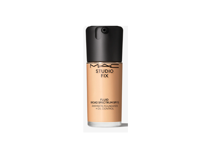 M.A.C. Cosmetics Studio Fix Matte Foundation + Oil Control, SPF 15, NC 17, 1.0 fl oz/30 mL