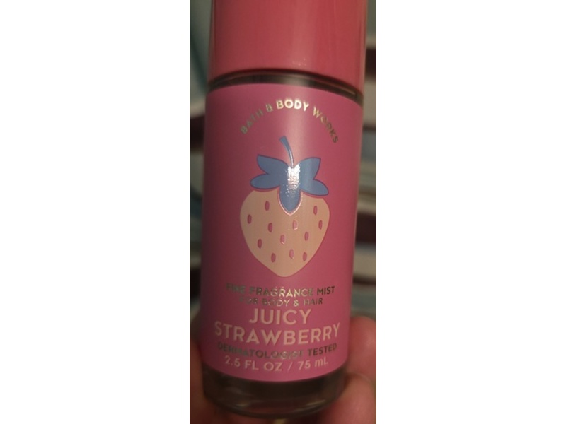 Bath & Body Works Fine Fragrance Mist, Juicy Strawberry, 2.5 fl oz/75 mL