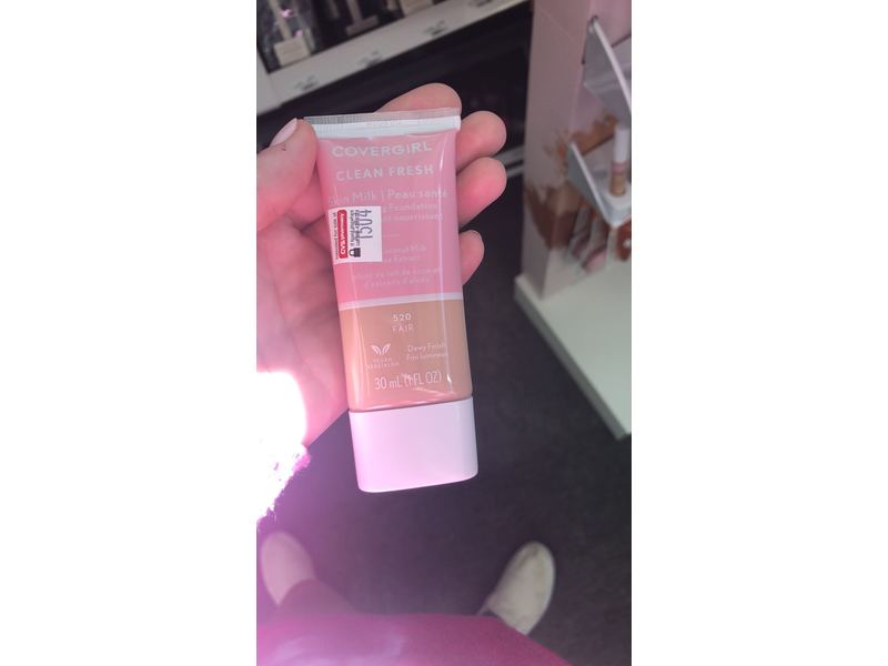 Covergirl Clean Fresh Skin Milk, Fair 520, 30 mL