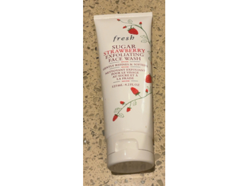 Fresh Exfoliating Face Wash, Sugar Strawberry, 4.2 oz/125 mL