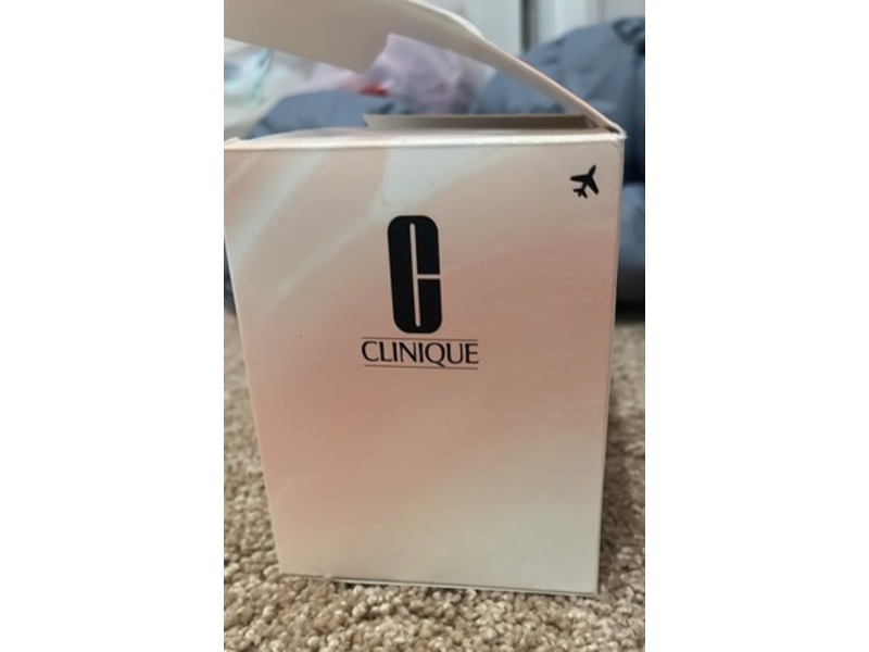 Clinique Moisture Surge Ultra Hydration Kit,