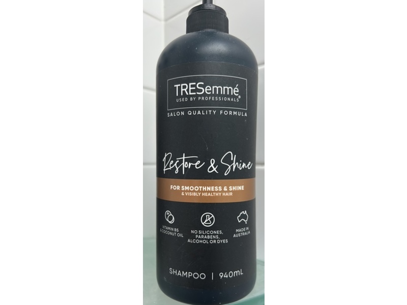 TRESemme Restore & Shine Shampoo, 940 mL