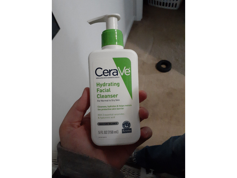 CeraVe Hydrating Facial Cleanser, Normal to Dry Skin, 5 fl oz (150 mL)