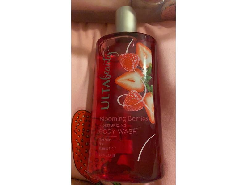 ULTAbeauty Blooming Berries Moisturizing Body Wash, 10 fl oz/296 mL