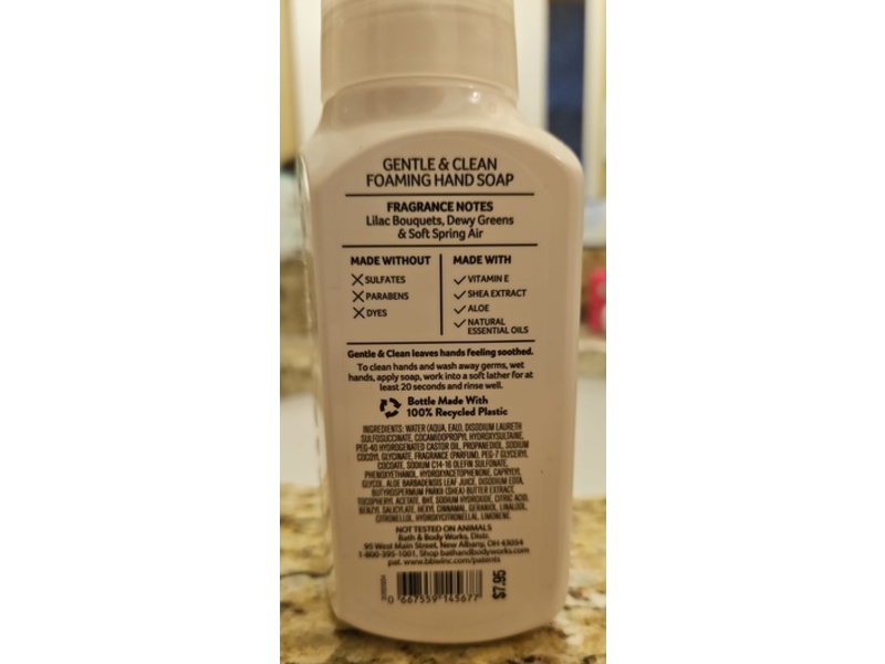 Bath & Body Works Foaming Hand Soap, Fresh Cut Lilacs, 8.75 fl oz//259 mL