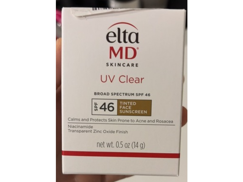 Elta MD Skincare UV Clear Broad Spectrum Face Sunscreen, SPF 46, Tinted, 0.5 oz/14 g