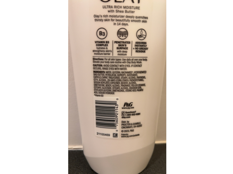 Olay Ultra Rich Moisture Hydrating Body Lotion, Shea Butter, 18 fl oz/532 mL