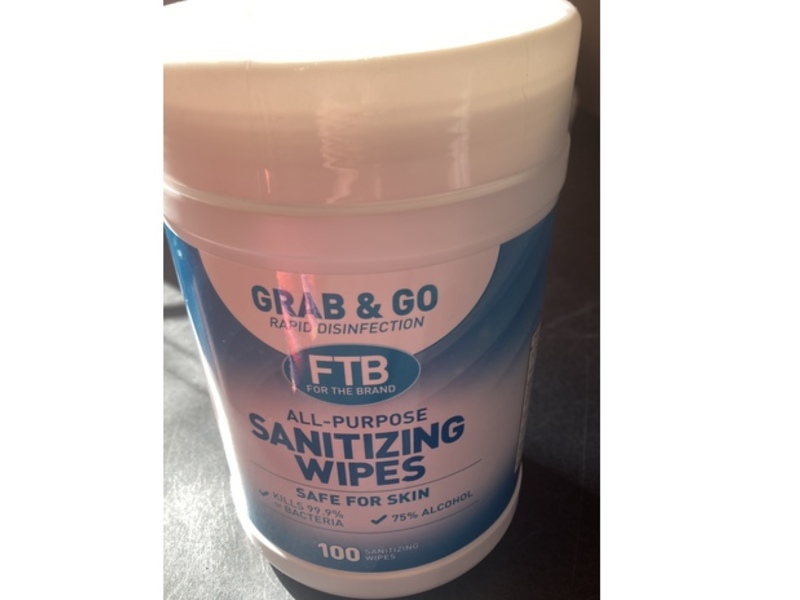 Grab & Go All Purpose Sanitizing Wipes, 100 Count