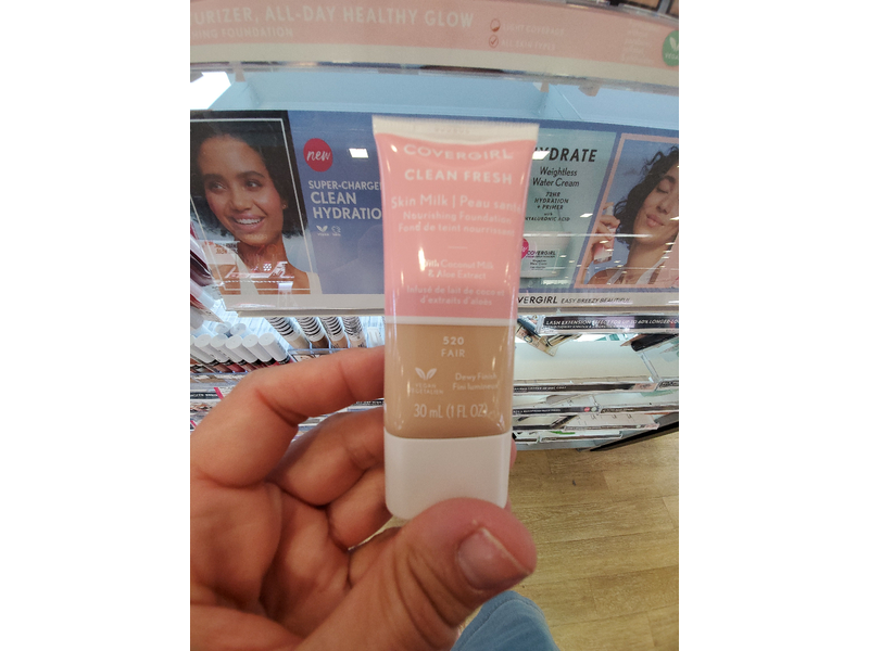 Covergirl Clean Fresh Skin Milk, Fair 520, 30 mL