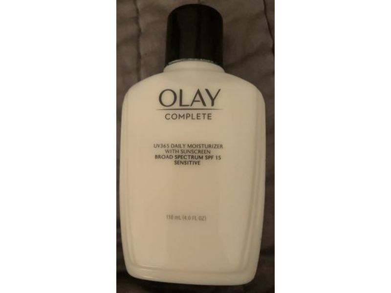 Olay Complete Daily Moisturizer, Sensitive, SPF 15, 4 fl oz/118 mL