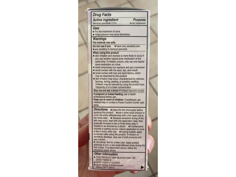 Oxy Total Care Clarifying Moisturizer Acne Treatment, Hydrating Hyaluronic Acid, 3.4 fl oz/100 mL