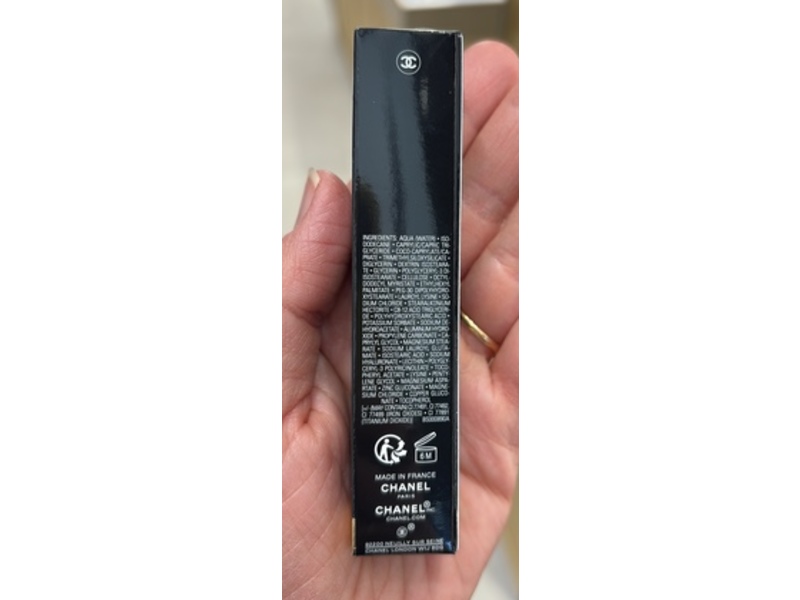 Chanel Ultra Le Teint Le Concealer, B20, 0.29 oz/8.5 g