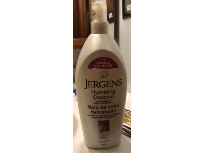 Jergens Hydrating Coconut moisturizer, 950 mL