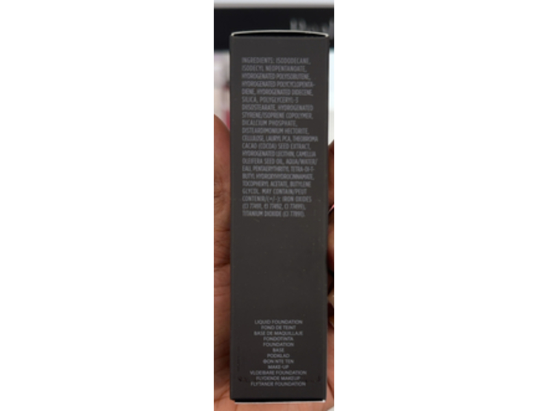 Laura Mercier Real Flawless Weightless Perfecting Foundation, 6W1 Ganache, 1 fl oz/30 mL