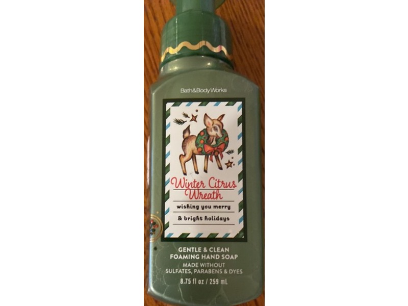 Bath & Body Works Gentle Foaming Hand Soap, Winter Citrus Wreath, 8.75 fl oz/259 mL