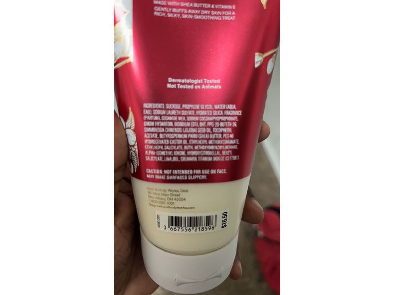 Bath & Body Works Japanese Cherry Blossom Creamy Body Scrub, 8 oz/226 g