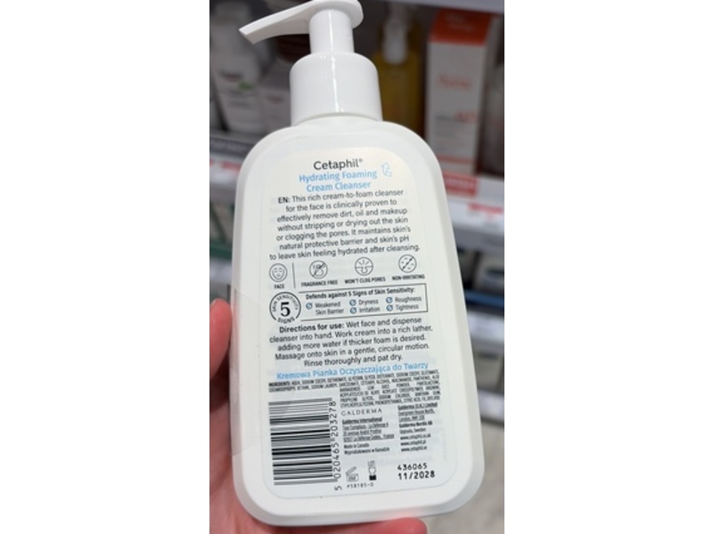 Cetaphil Hydrating Foaming Cream Cleanser, Glycerin, Niacinamide, Panthenol & Aloe Vera, 236 mL