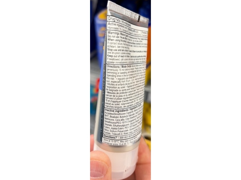 Neutrogena Sport Face Active Defense Sunscreen Lotion, SPF 70, 73 mL