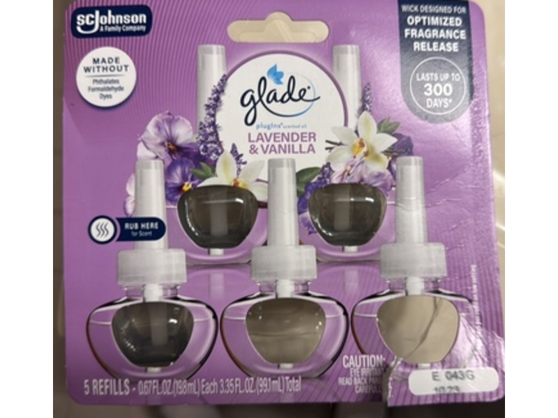Glade Plugins Scented Oil Refills, Lavender & Vanilla, 0.67 fl o/19.8 mL, Pack Of 5