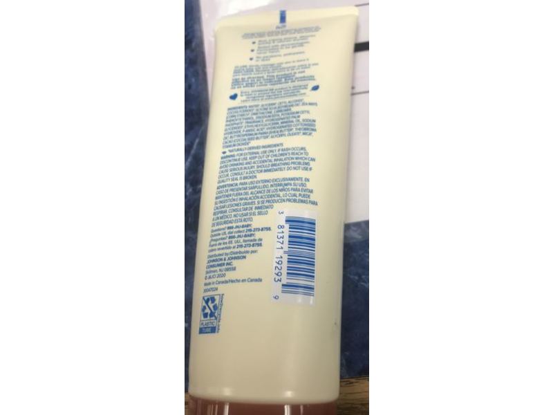 Johnson's Creamy Oil Moisturizer, Shea & Cocoa Butter, 8 fl oz/236 mL