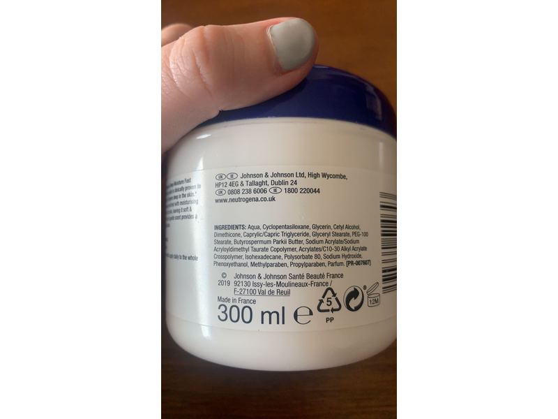 Neutrogena Deep Moisture Fast Absorbing Comfort Balm, 300 mL.