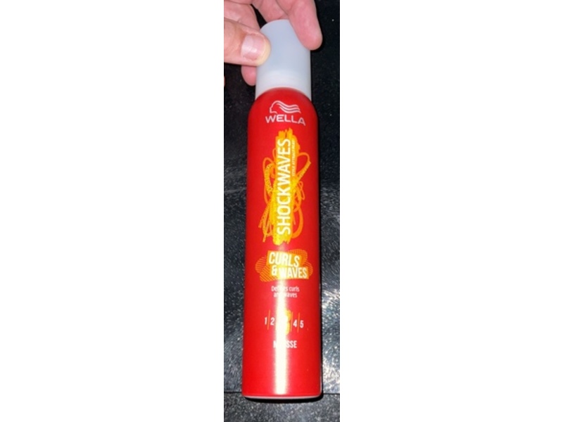 Wella Shockwaves Curls & Wave Mousse, 200 mL