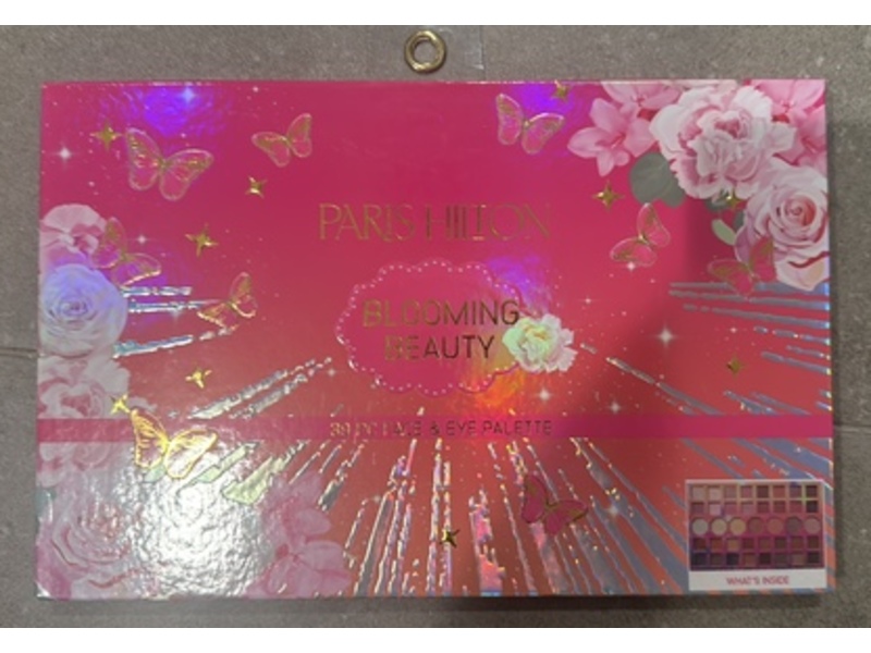 Paris Hilton Blooming Beauty Face & Eye Palette
