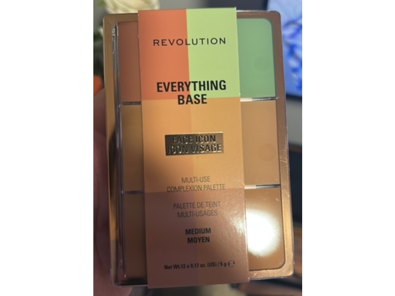 Revolution Beauty London Everything Base Face Icon Visage Multi-Use Complexion Palette, Medium Moyen, 0.17 oz/5 g