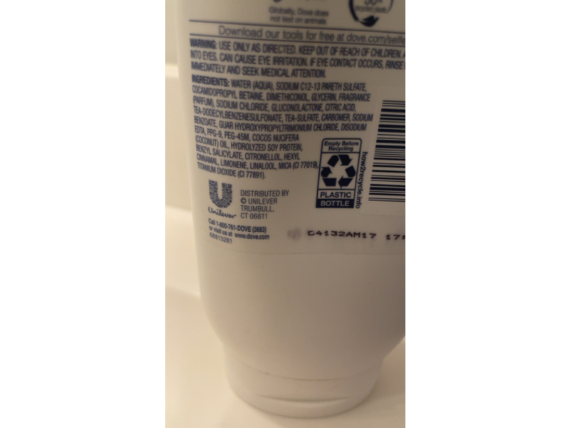 Dove Ultra Daily Moisturizes & Smooths Shampoo, 20 fl oz/591 mL