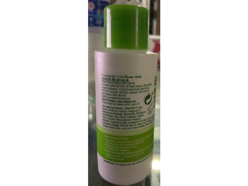 Simple Hydrating Light Moisturiser, 50 mL