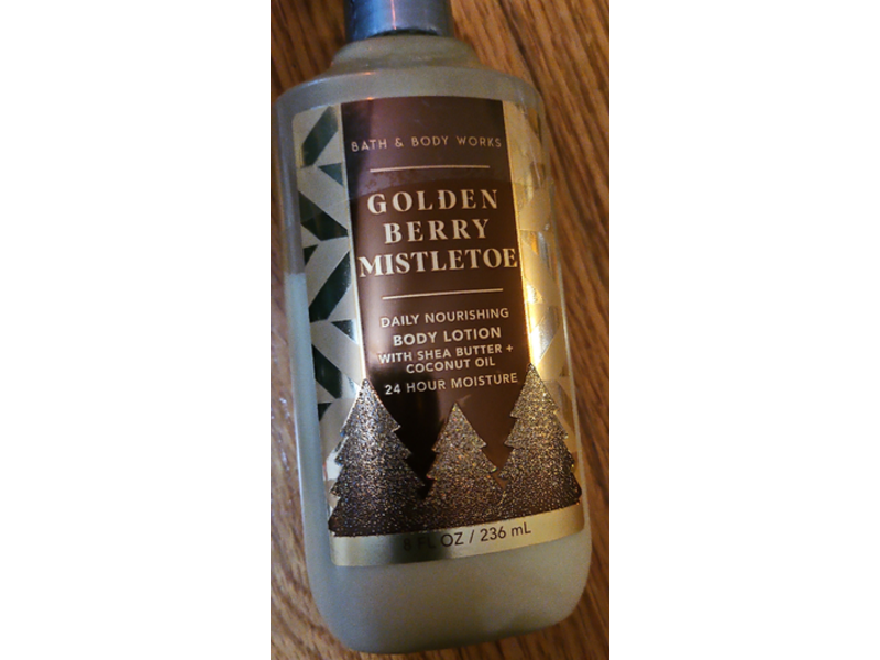 Bath & Body Works Daily Nourishing Body Lotion, Golden Berry Mistletoe, 8 fl oz/236 mL